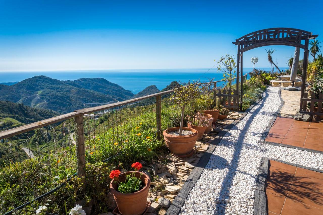 Finca Mariposa Mariposaholidays Нерха Экстерьер фото